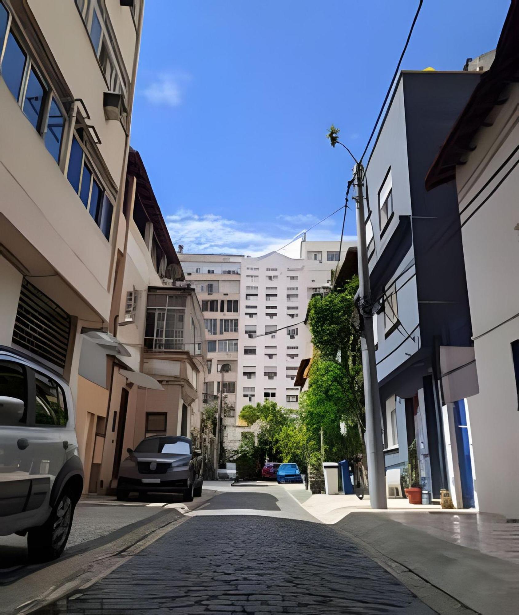 Fullano _ Entre Copacabana E Ipanema - Privativas Confortaveis! Apartamento